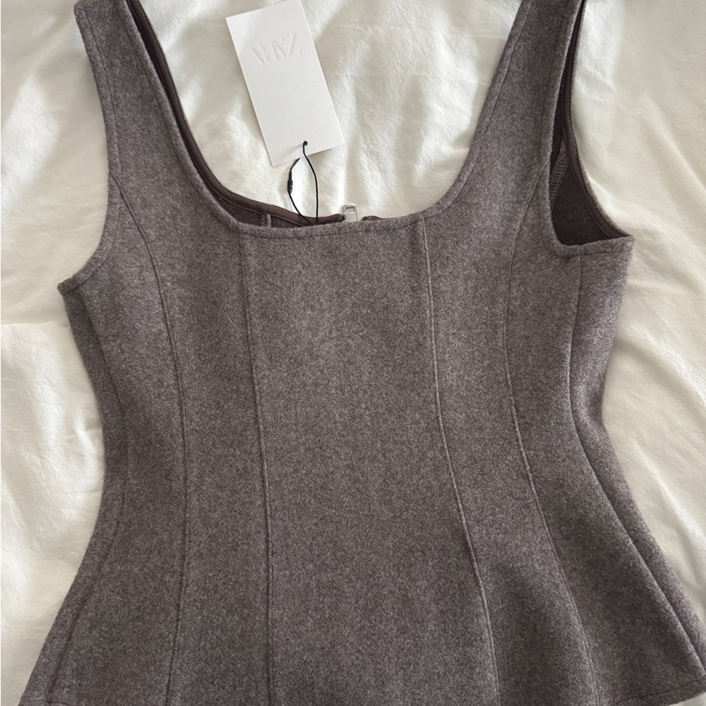 Zara Gray Tweed Zipper Tank Top - Picture 3 of 3